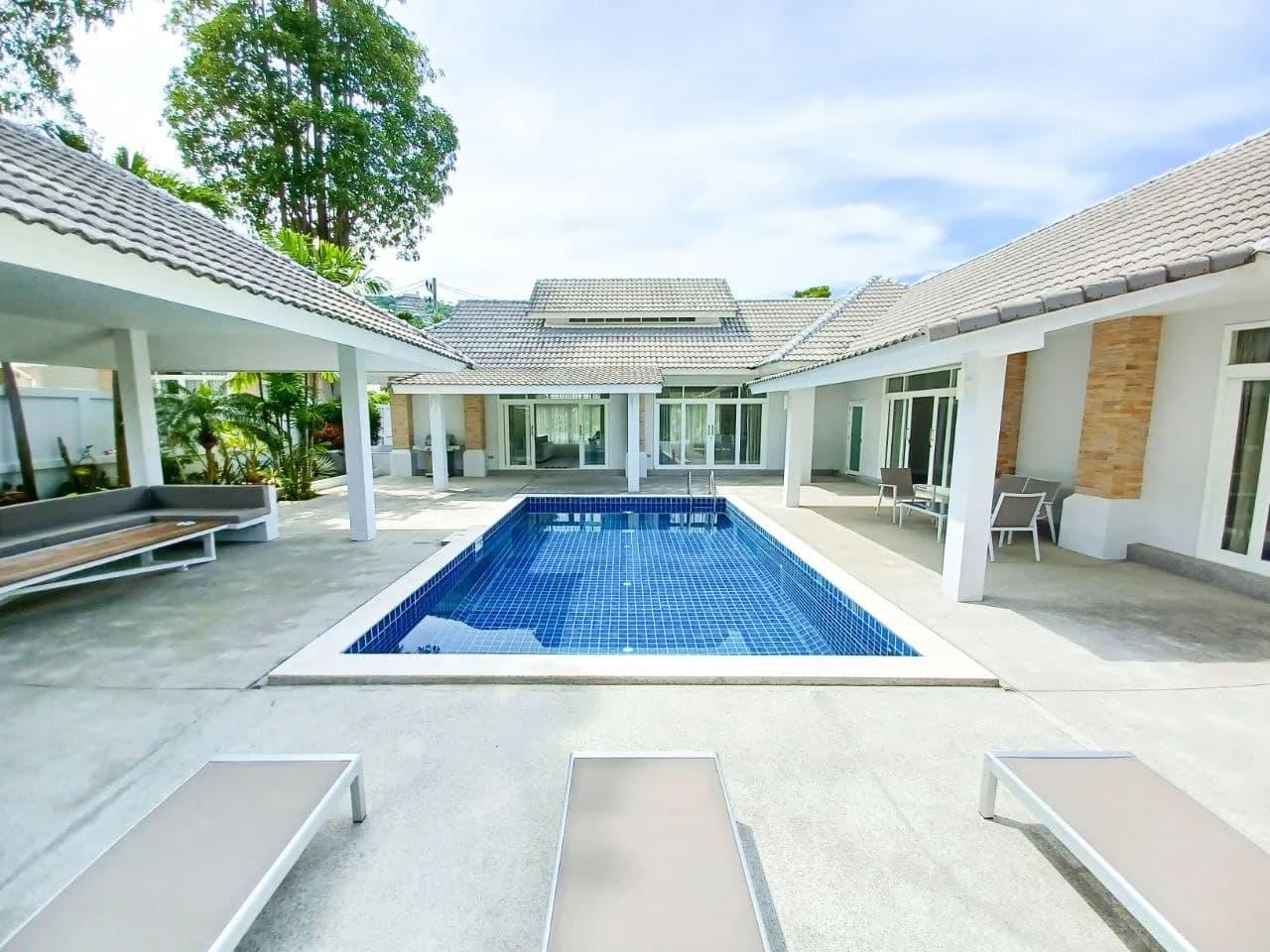 Bali style 2 bedroom villa with a private pool in a prime location – VIL0449 — thumbnail 4