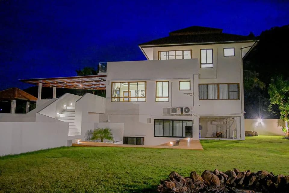 Huge family villa with sea and sunrise views on a large plot in Chaweng – VIL0632 — view 1