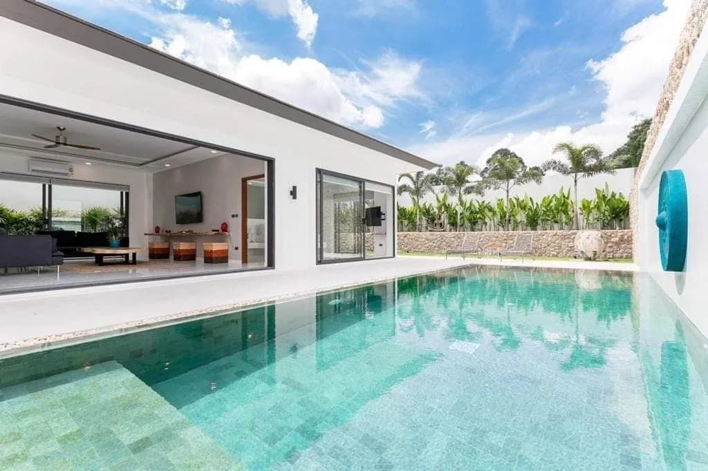 Pool villa with large garden in Maenam — thumbnail 5