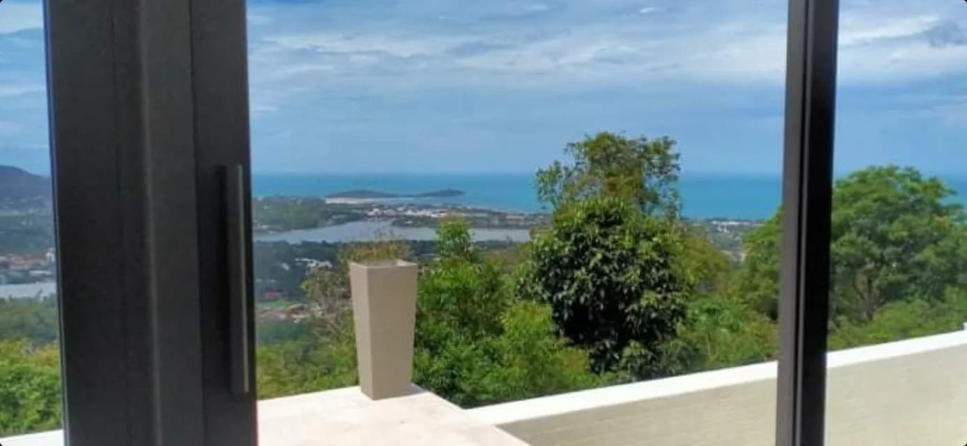Seaview villa new construction in Chaweng — view 1