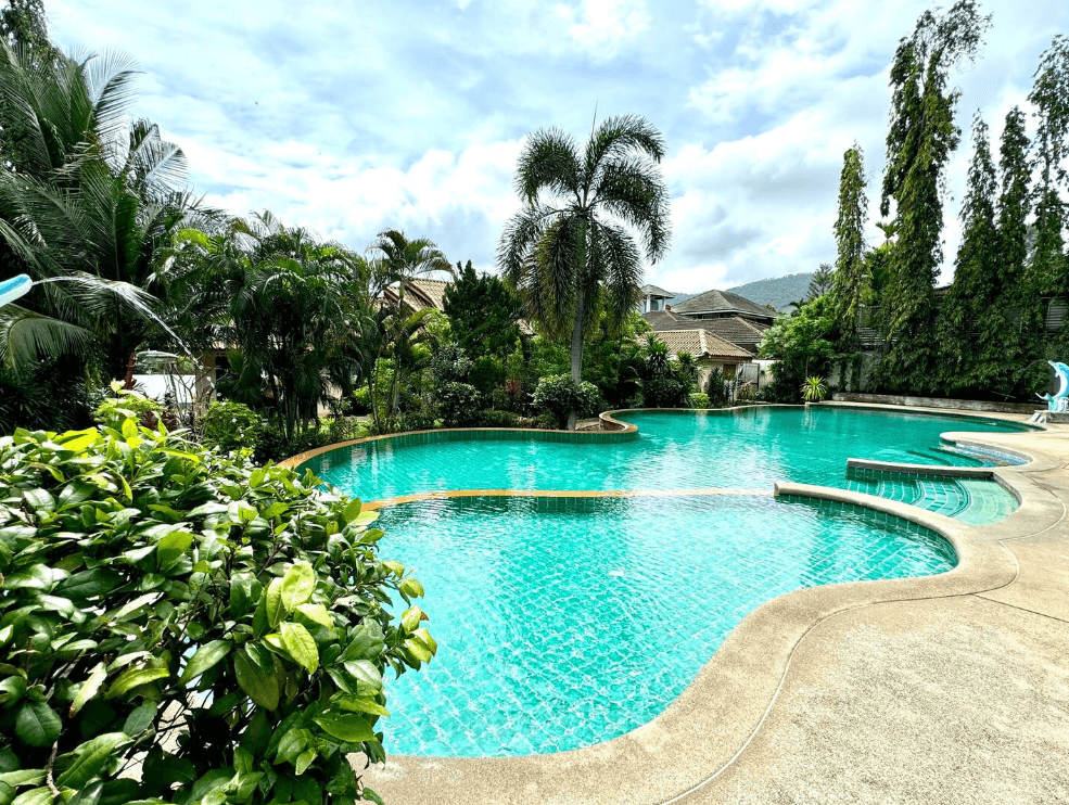 Renovated 4 Bedroom villa with a private and shared pool in Chaweng – VIL0676 — thumbnail 2