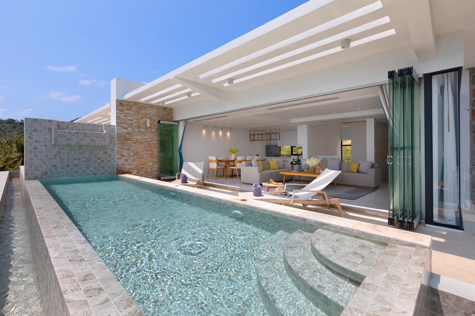 Breathtaking sea view villa with 3 bedrooms and private pool in the residence in Chaweng Noi area – VIL0514