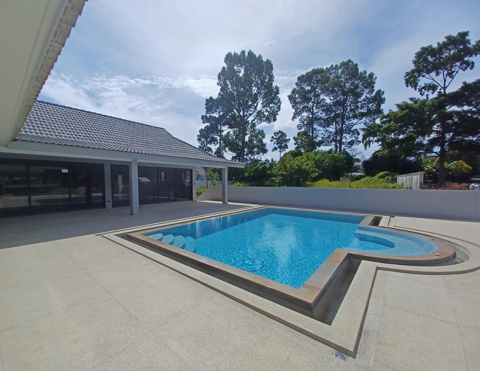 Modern 3 bedroom villa in a convenient location of Bophut-VIL0074 — view 1