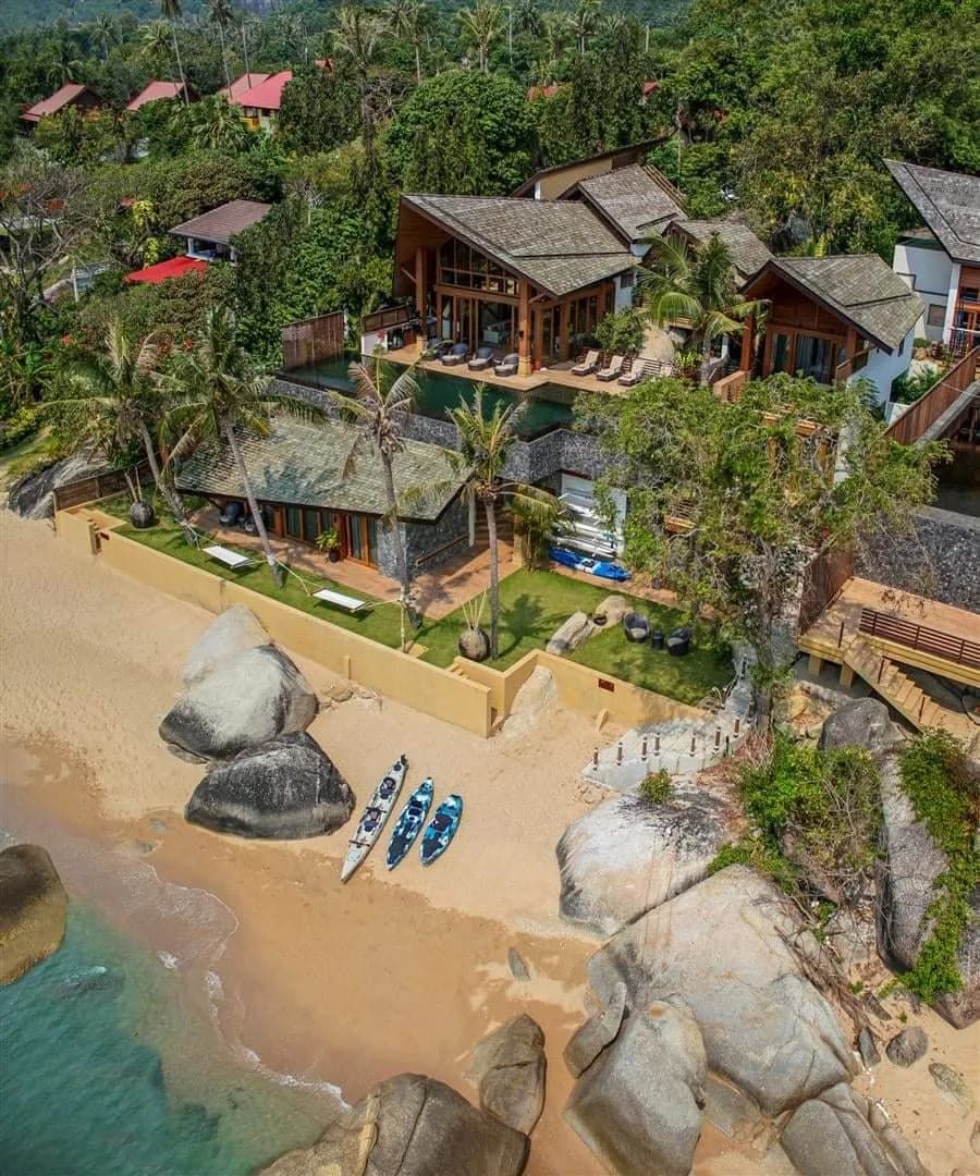 beachfront villa with 4 bedrooms and amazing view of the sea in Laem Sor-VIL0112 — thumbnail 4