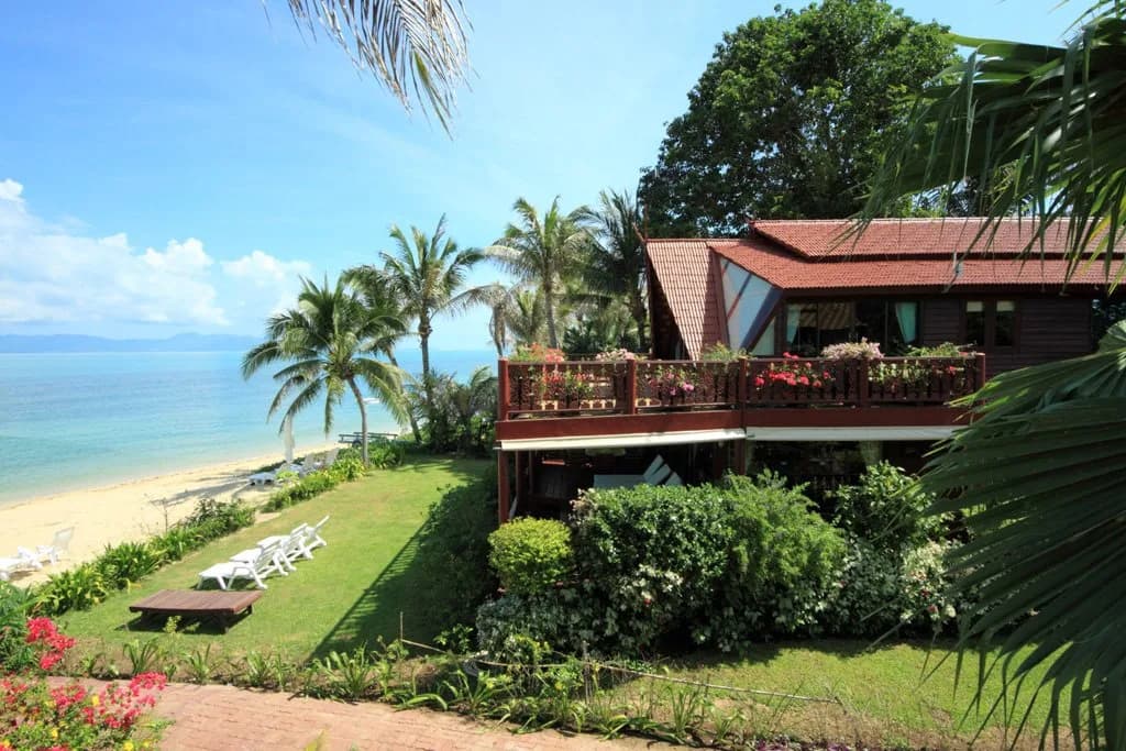 beachfront villa with 4 bedrooms and amazing view of the sea in Laem Sor-VIL0112 — thumbnail 5