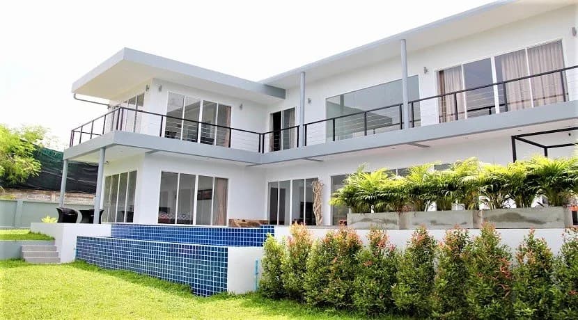 5 bedroom villa in Bang Rak in a close distance to the beach-VIL0082 — view 1