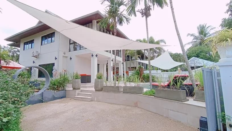 Affordable 4 bedroom villa with a pool walking distance to Bangrak beach – VIL0254 — view 1