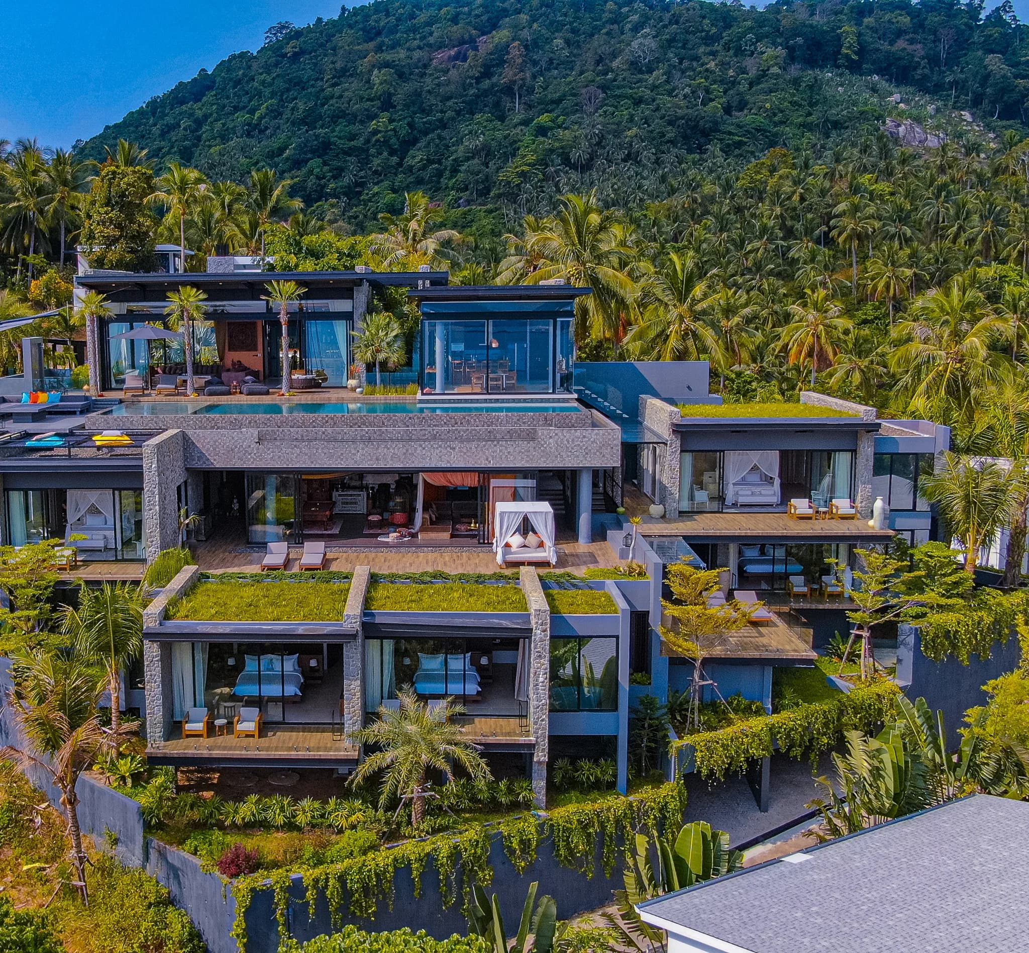 A truly extraordinary masterpiece – luxurious 5 bedroom villa located in the prestigious Chaweng Noi area – VIL0316 — vue 1