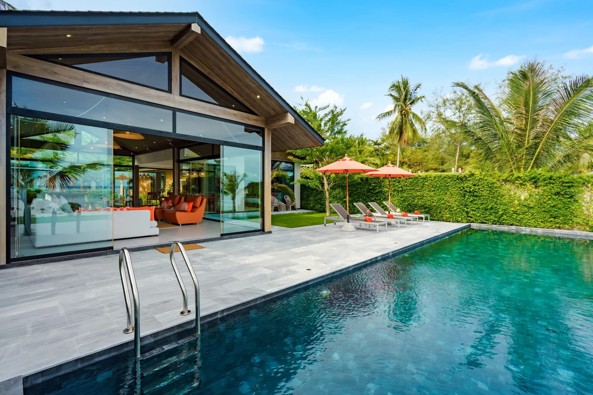 Modern 5 bedroom beachfront villa in Baan Talay Beach – VIL0454 — thumbnail 2