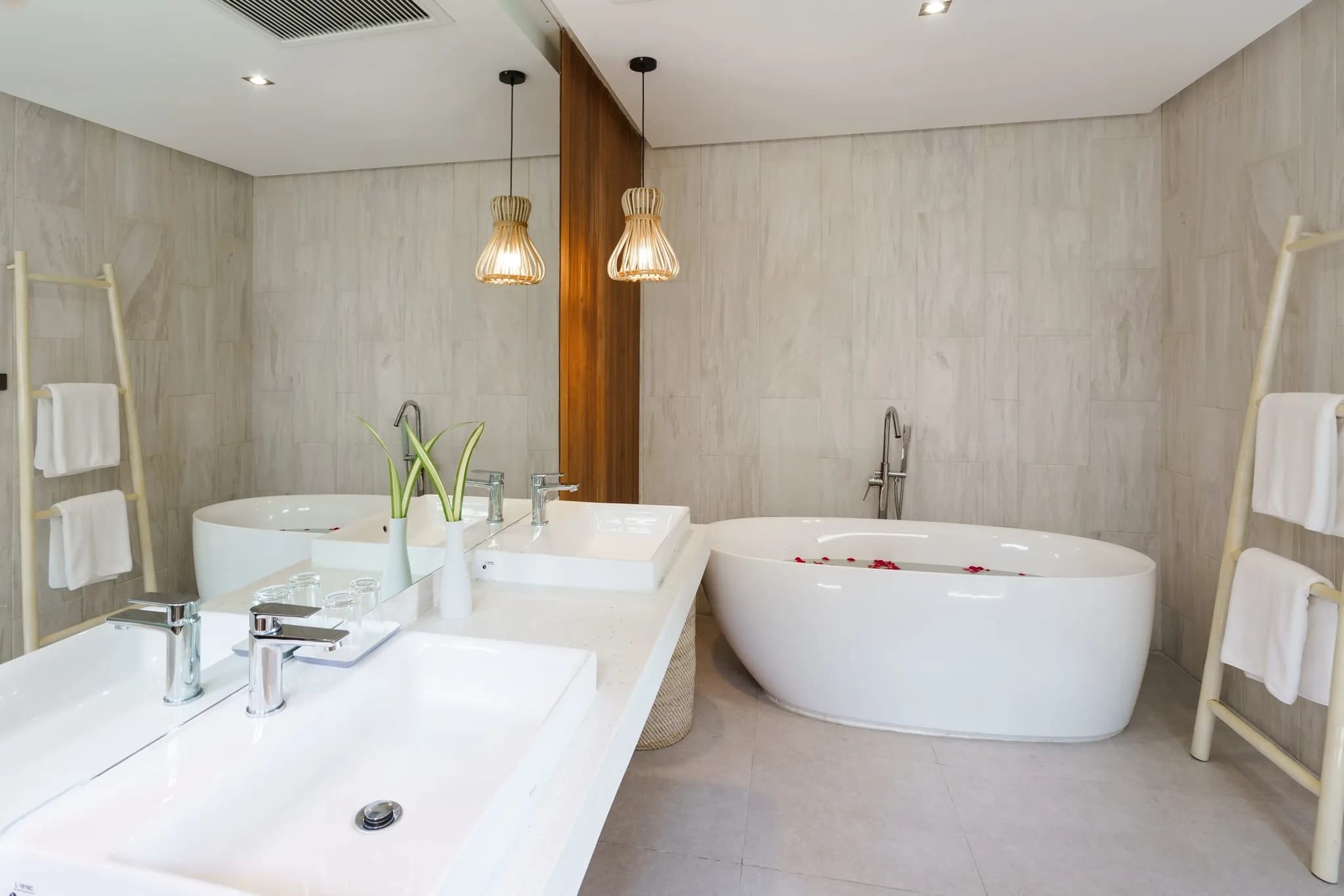 Modern 5 bedroom beachfront villa in Baan Talay Beach – VIL0454 — thumbnail 5