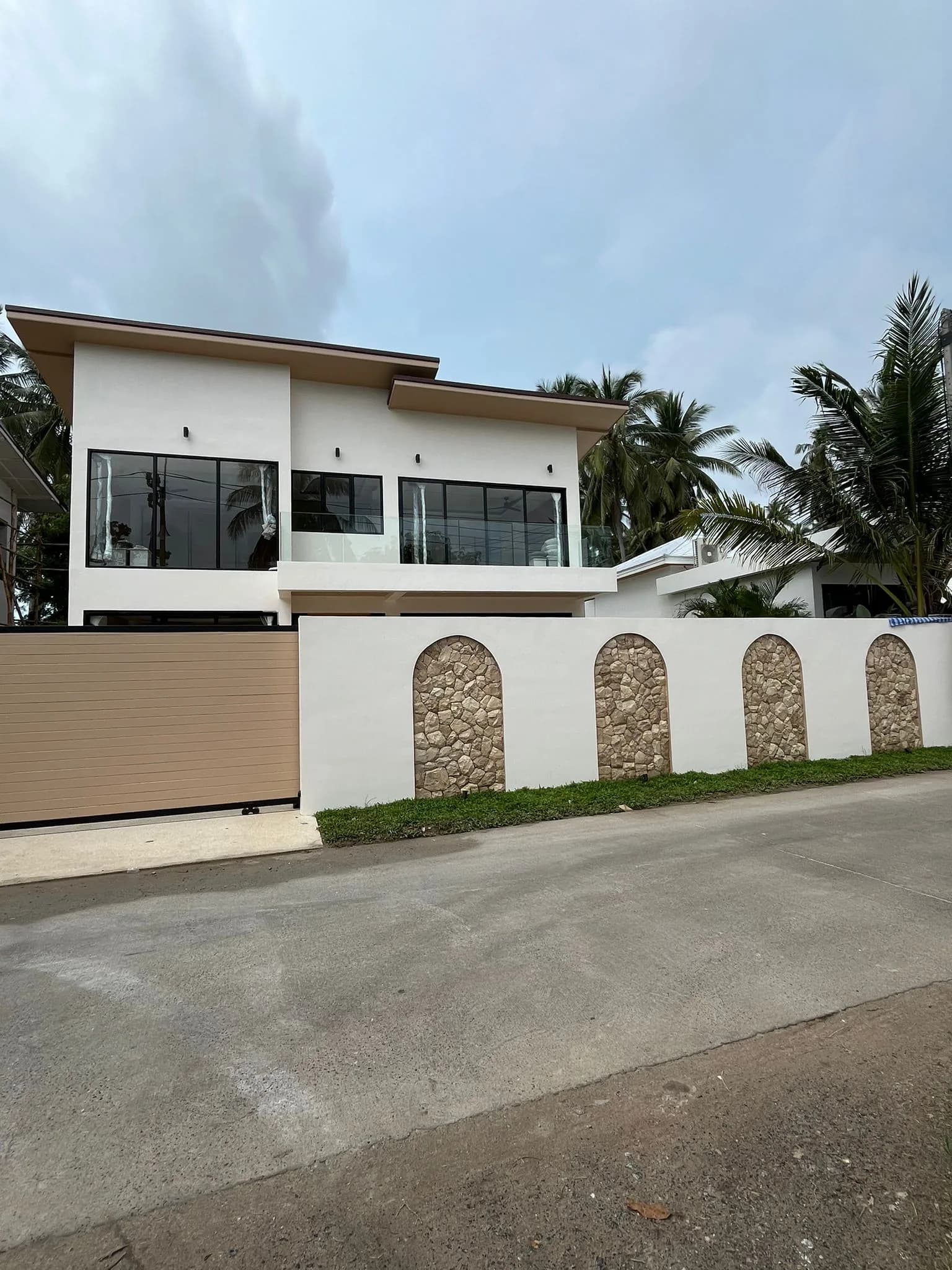 Newly built 3 Bedroom villa with a pool walking distance to Taling Ngam beach – VIL0500 — view 1