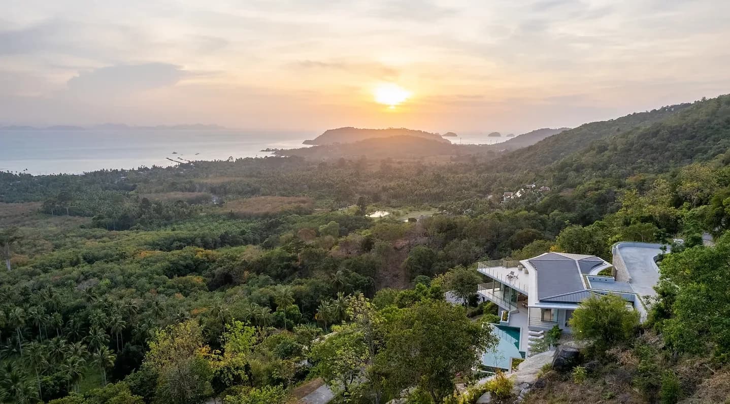 Lavish 4+1 bedroom sea view villa on a large plot in the secured estate in Thong Krut – VIL0521 — thumbnail 3