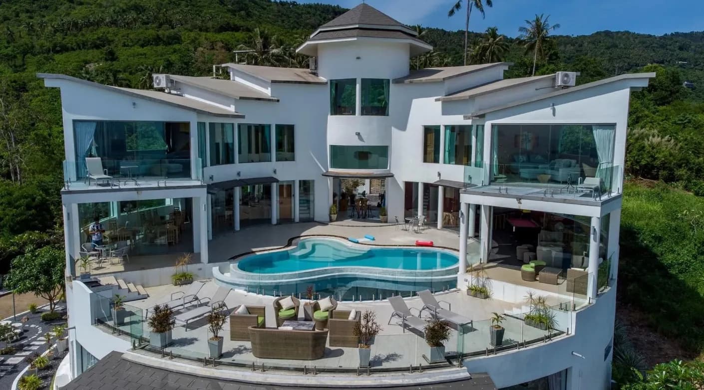 Huge 7 bedroom villa with sea views for sale in Bang Por – VIL0555 — view 1