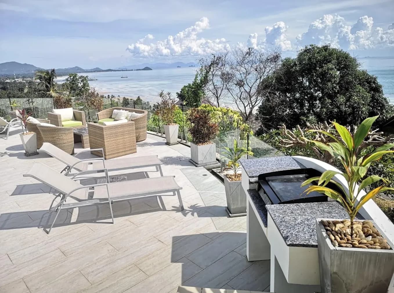 Huge 7 bedroom villa with sea views for sale in Bang Por – VIL0555 — thumbnail 5
