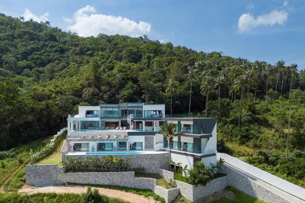 Exclusive 9 bedroom villa with 180° panoramic sea views in Bang Por – VIL0557 — thumbnail 3