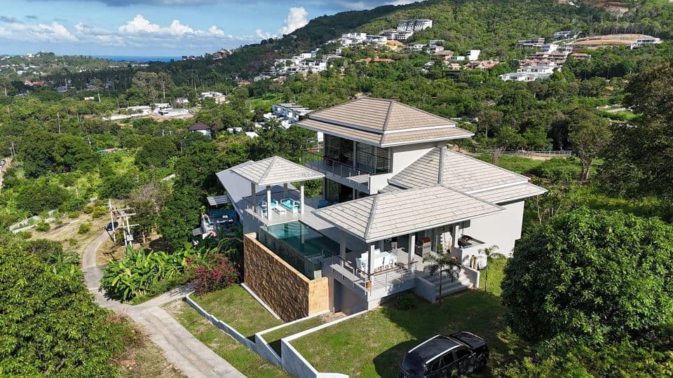 Modern 3 bedroom villa with sea views and large plot in a sought-after area – VIL0607